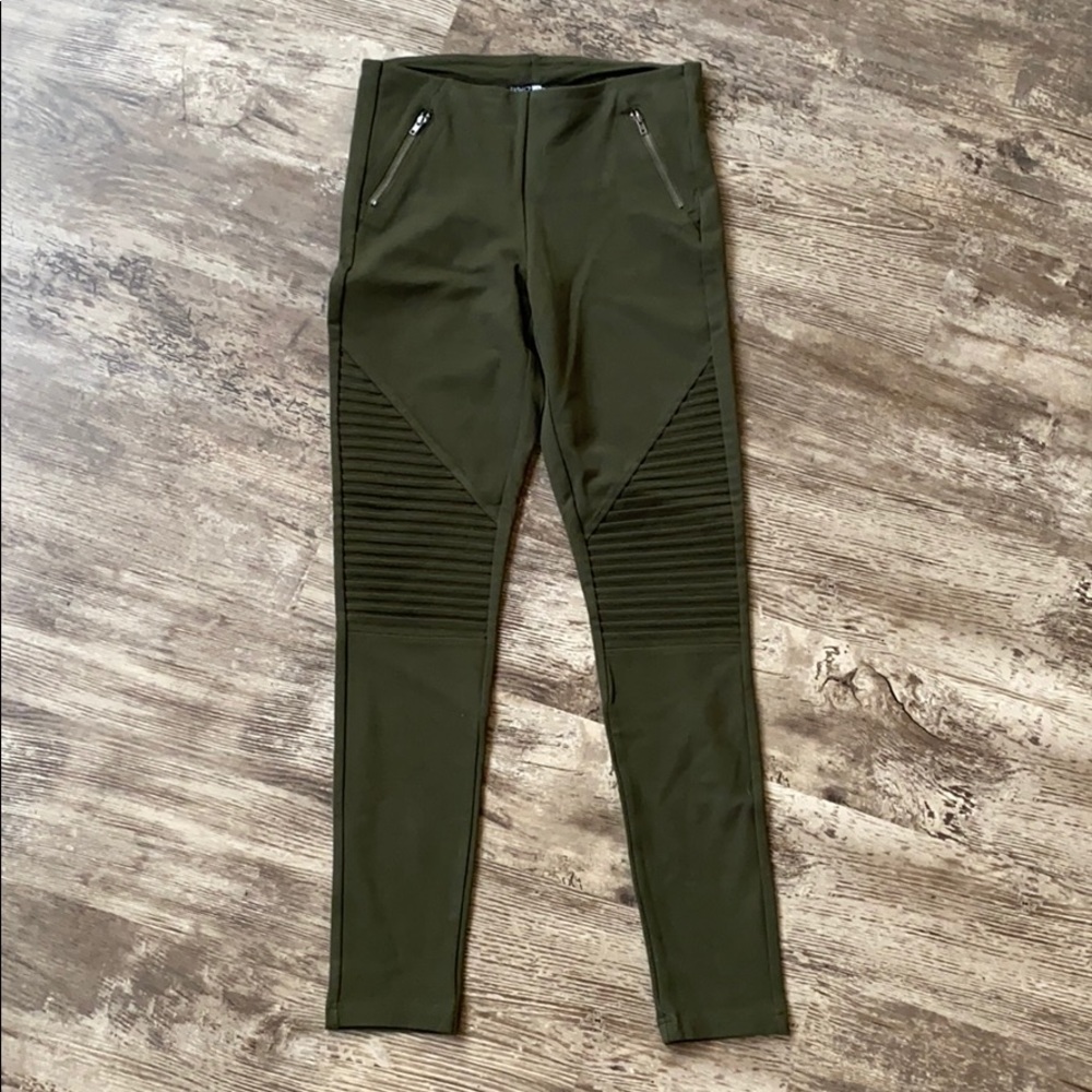 Leggings with biker knee